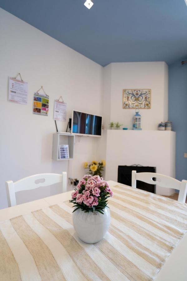 הוילה קאסטלמארה דל גולפו Casa Vacanze Baia Di Guidaloca מראה חיצוני תמונה