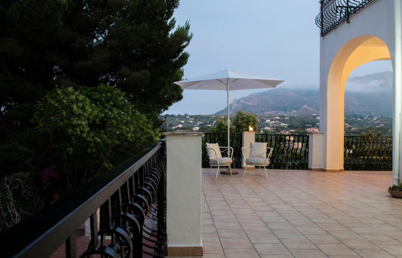 הוילה קאסטלמארה דל גולפו Casa Vacanze Baia Di Guidaloca מראה חיצוני תמונה
