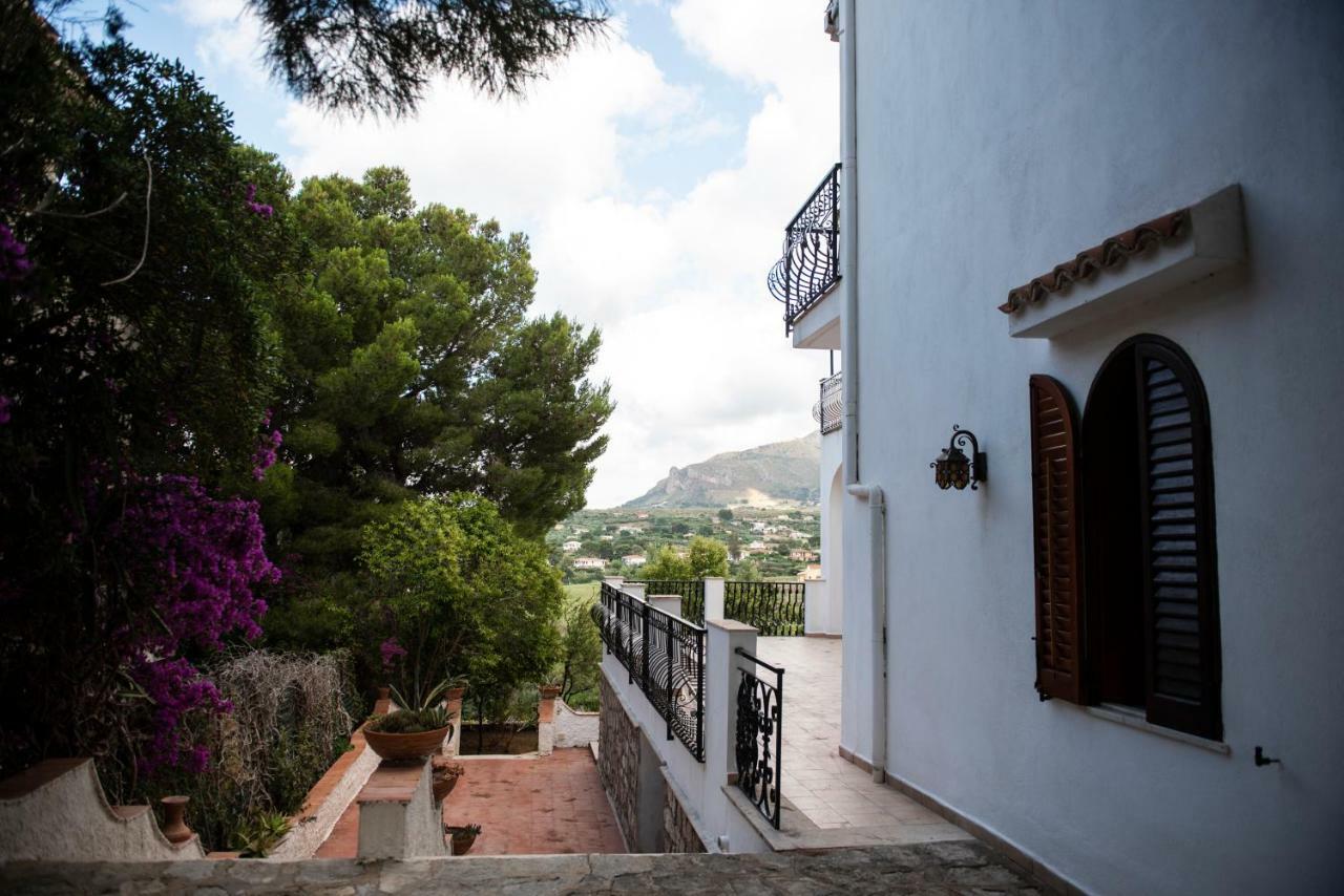 הוילה קאסטלמארה דל גולפו Casa Vacanze Baia Di Guidaloca מראה חיצוני תמונה