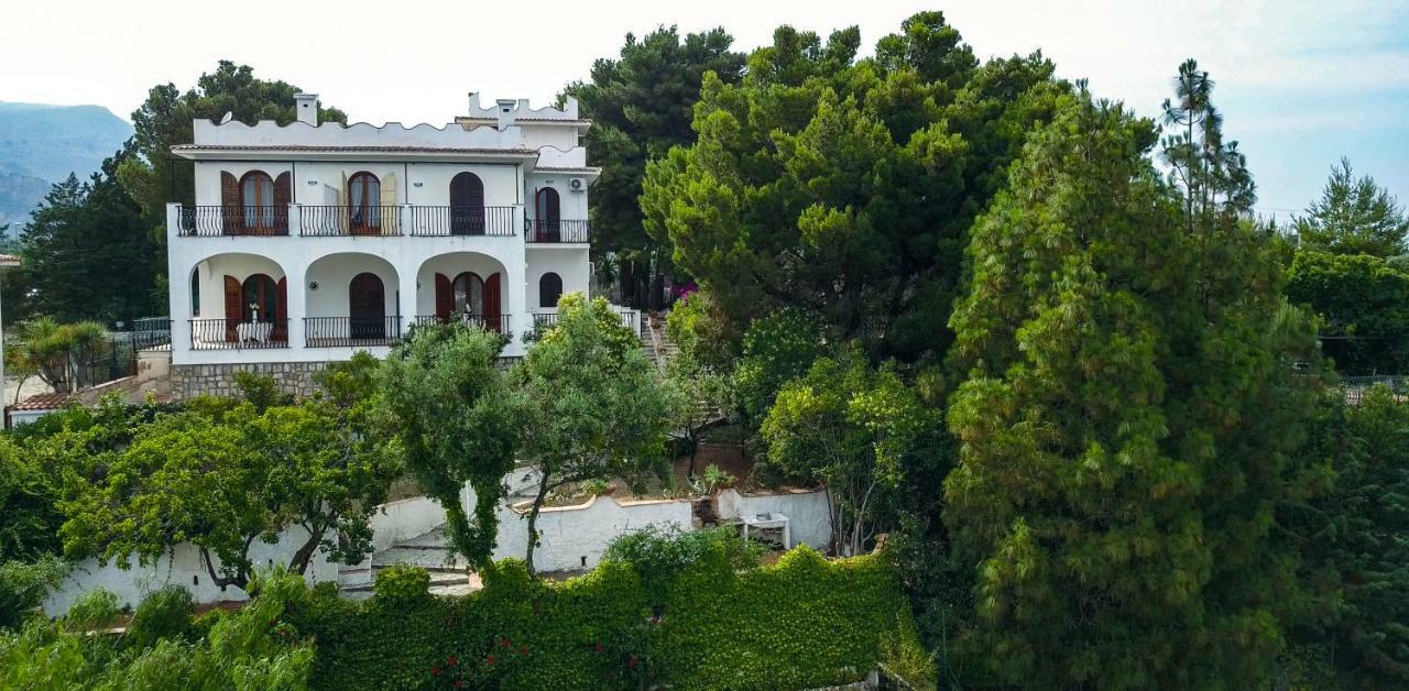 הוילה קאסטלמארה דל גולפו Casa Vacanze Baia Di Guidaloca מראה חיצוני תמונה