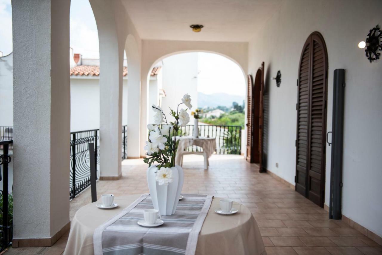 הוילה קאסטלמארה דל גולפו Casa Vacanze Baia Di Guidaloca מראה חיצוני תמונה
