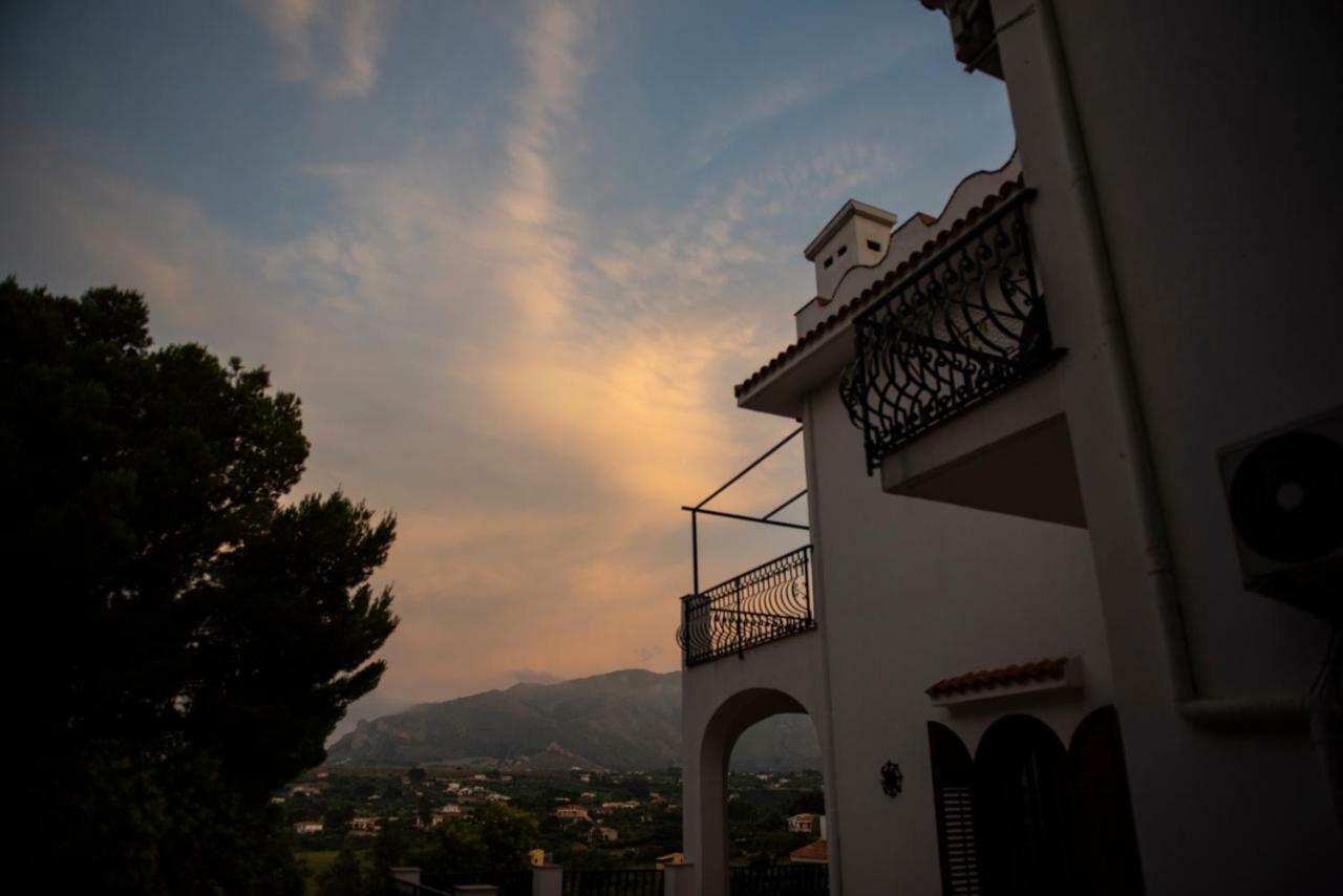 הוילה קאסטלמארה דל גולפו Casa Vacanze Baia Di Guidaloca מראה חיצוני תמונה
